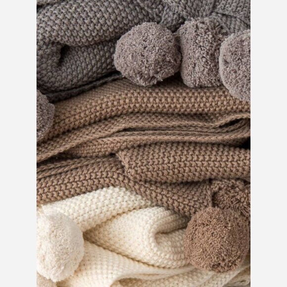 Grey Cotton Throw with Pompoms – 50" x 60" Cozy Season Blanket - Picture 3 of 5